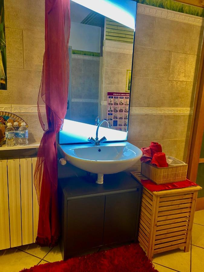 Suite Spa Acces Autonome Beaucaire  Dış mekan fotoğraf
