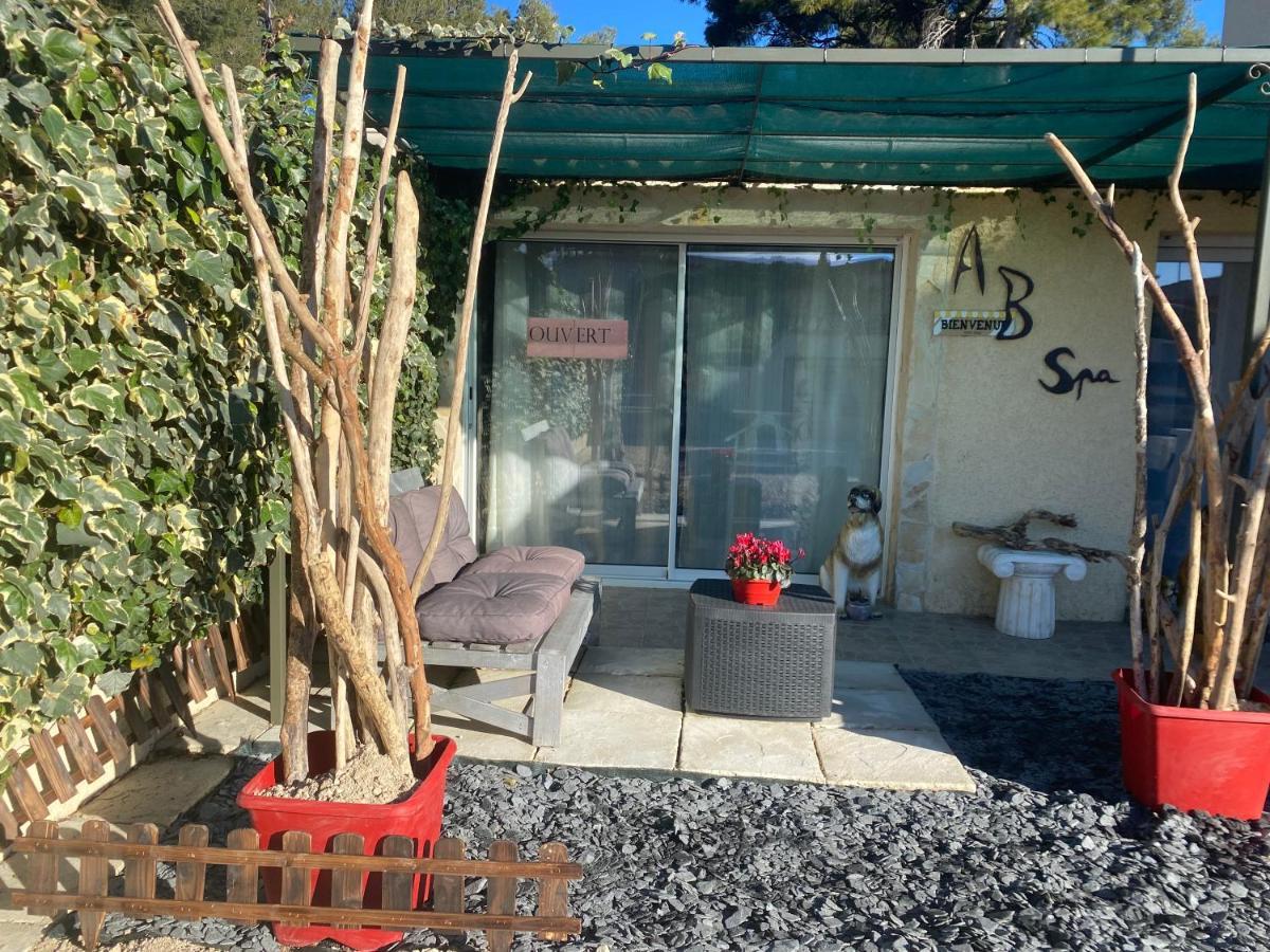 Suite Spa Acces Autonome Beaucaire  Dış mekan fotoğraf